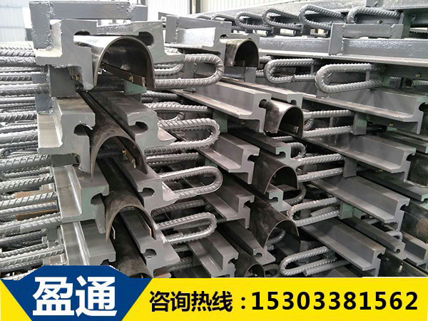 桥梁伸缩缝