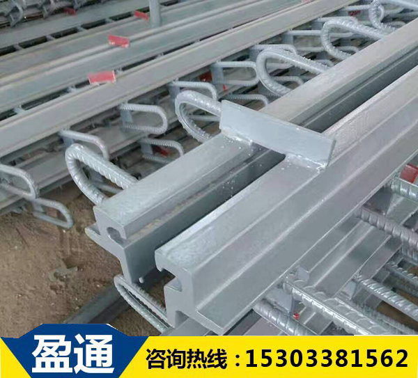 桥梁伸缩缝
